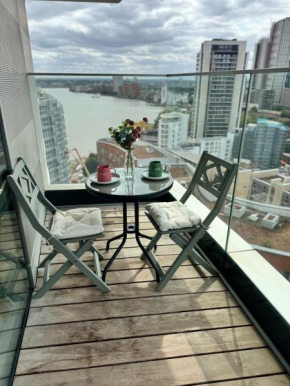 Luxury 1Bed flat with river view in Canary Wharf
